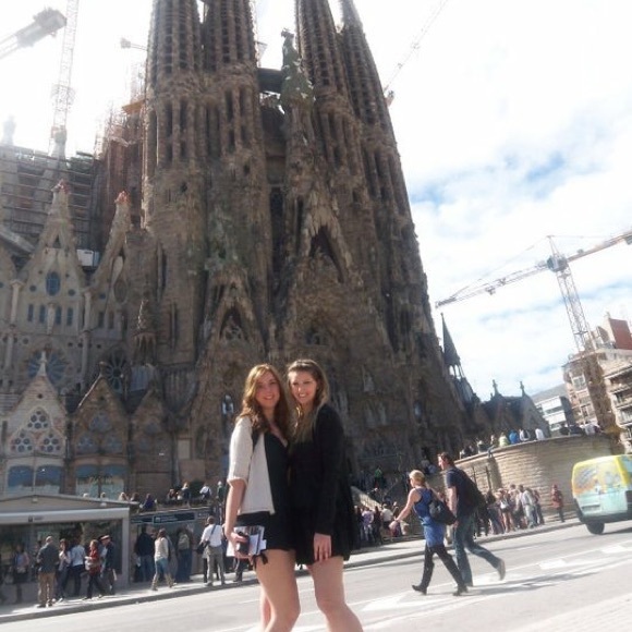 Meet your Posher, Ayla - Picture 5 of 8